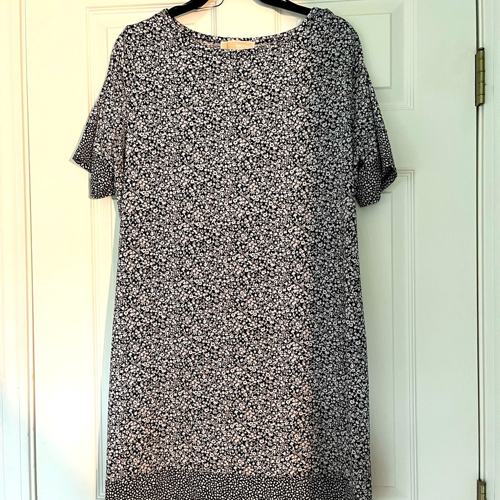 Michael kors jersey sheath tunic dress like new black and white